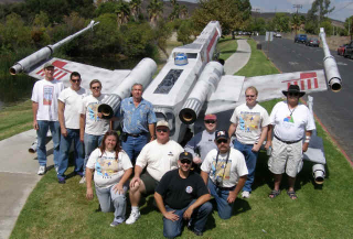 Illustration for article titled Rocket-Powered 21-Foot-Long X-Wing Model Actually Flies (Updated: Built-in R2-D2)